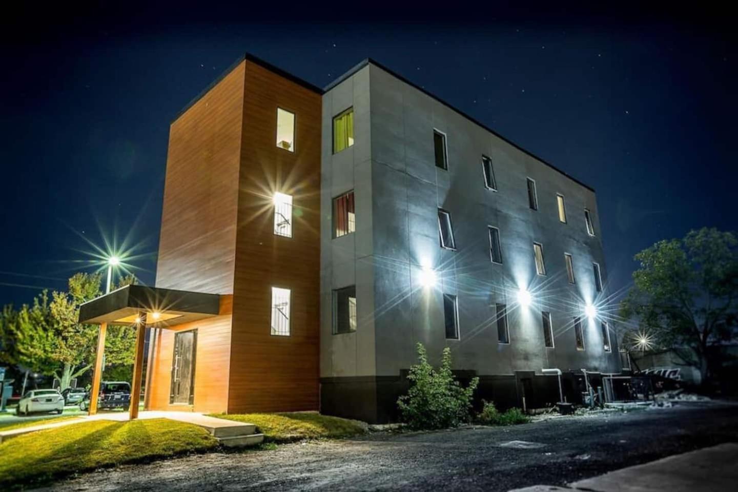 Fallsview Boutique 2Bd 1B Daire Niagara Şelalesi Dış mekan fotoğraf