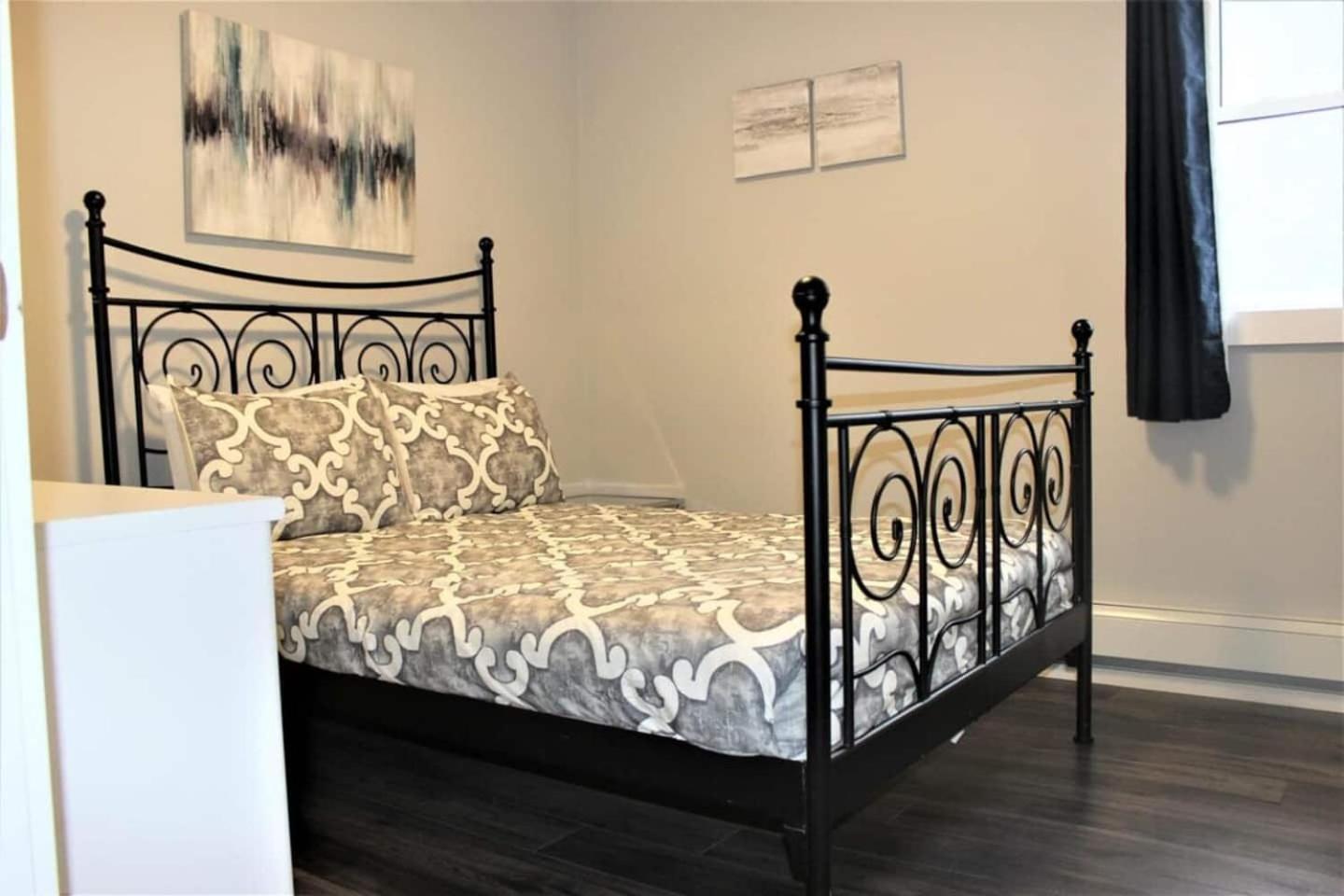 Fallsview Boutique 2Bd 1B Daire Niagara Şelalesi Dış mekan fotoğraf